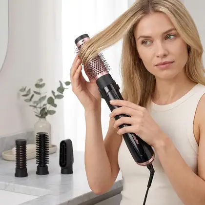 BaByliss AS126E varmluftsborste används för volym i håret