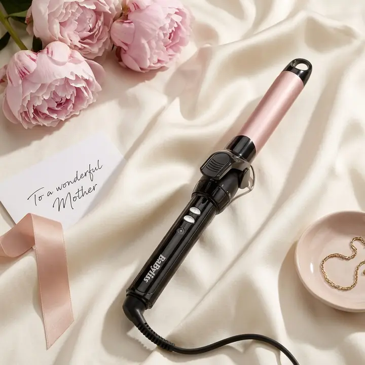 Miniatyr: BaByliss C325E locktång på ljus stylingyta