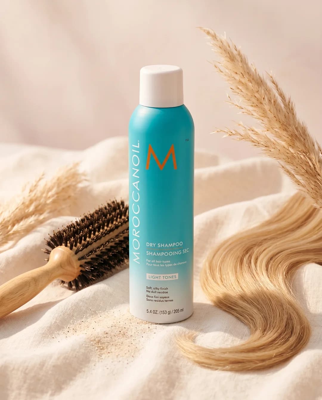 Moroccanoil torrschampo med borste och ljust hår